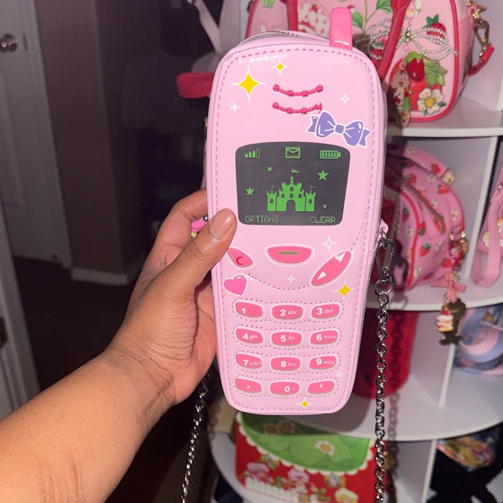 Pink Retro Cell Phone Purse